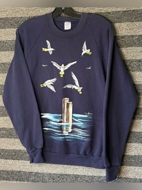 Vintage 80’s Jerzees Navy Blue Graphic Seagulls Pier Crewneck Sweatshirt Small